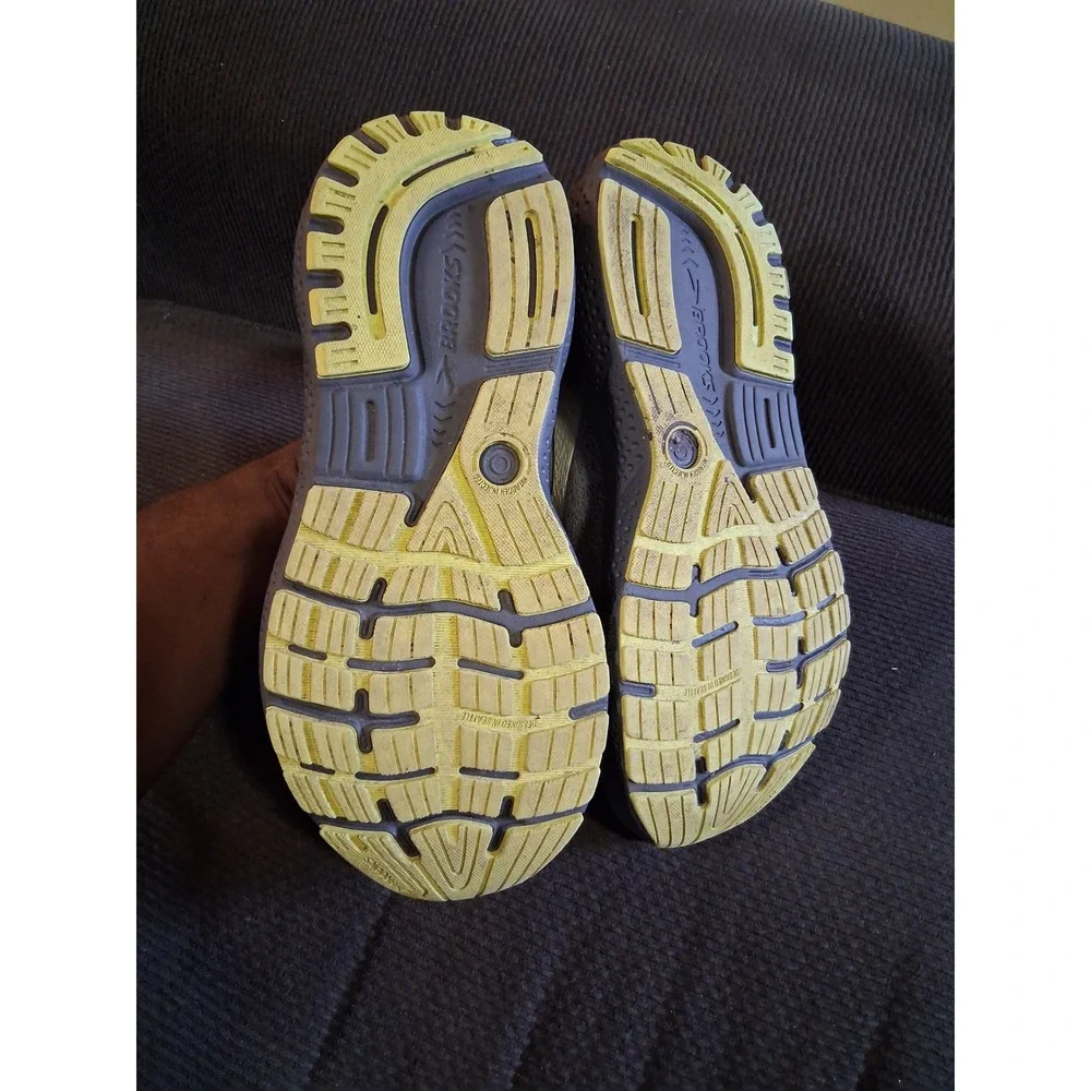 Brooks Ghost 16 Mens Grey Yellow Running Shoes Extra Wide 4E 9.5 1104184E040